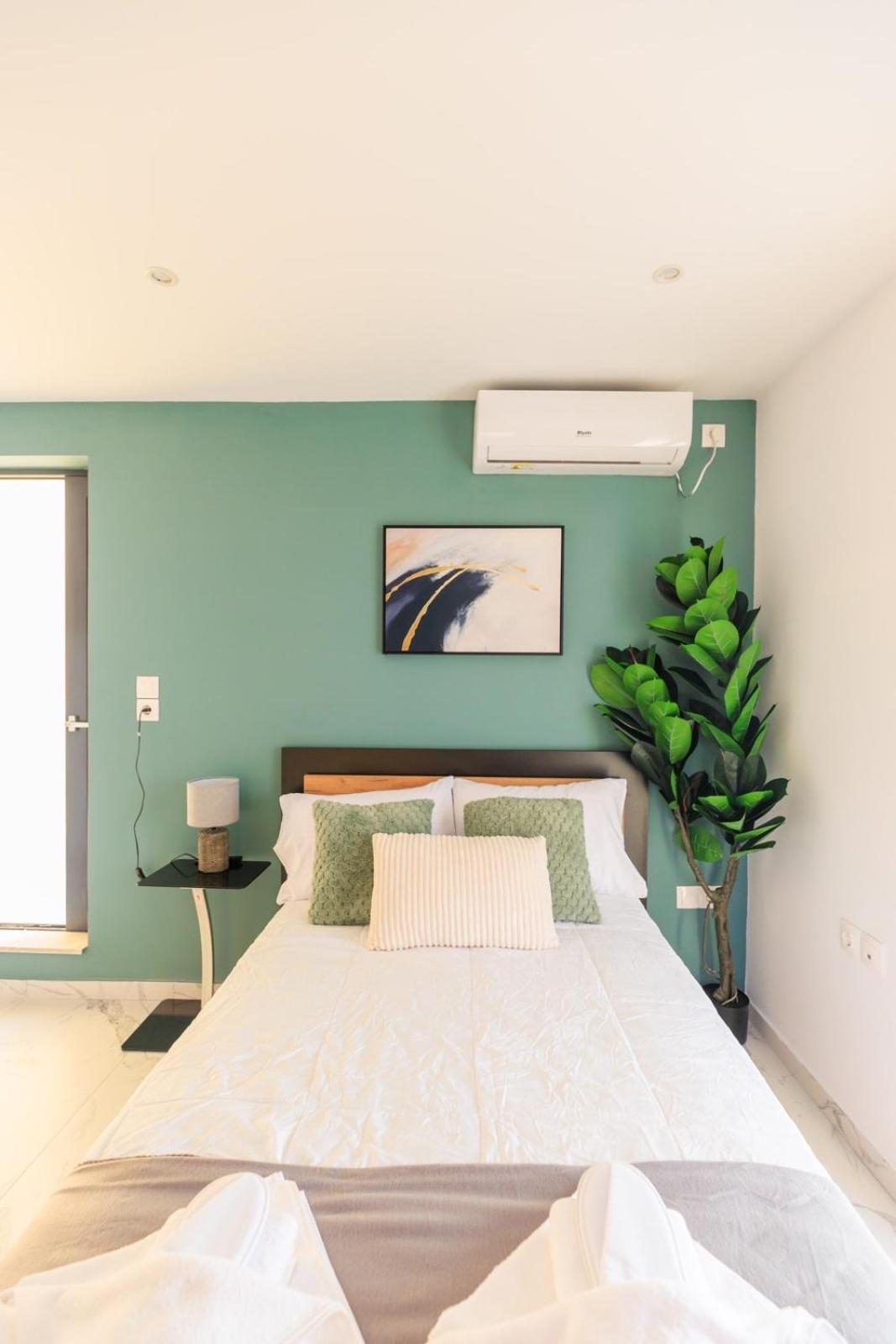 Aiolos Super Lux Suite Jucuzzi Nea Smyrni Centre 雅典 外观 照片